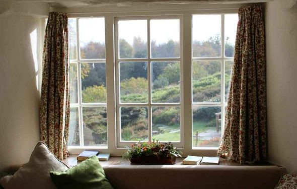How to Choose the Perfect Window Size: A Guide for Homeowners