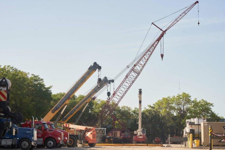 Efficient Construction: Optimizing Crane Rentals for Project Success