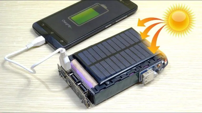 How Do Solar Power Banks Work for Charging Devices?